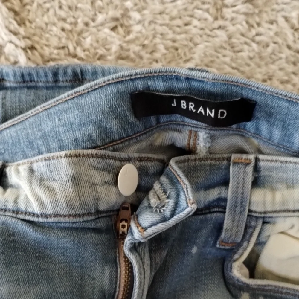 J Brand Distressed Jeans - Picture 13 of 13